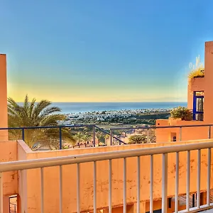apartamento-con-vistas-al-mar-en-marina-de-la-torre-en.es-andalucia.com/